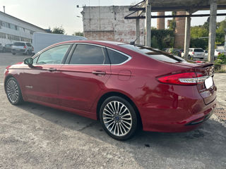 Ford Fusion foto 6