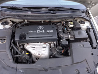 Toyota Avensis foto 10