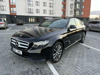 Mercedes E-Class foto 4