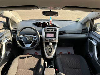 Toyota Verso foto 11