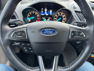 Ford Escape foto 12