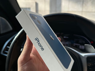 iPhone 13 128GB Blue foto 2