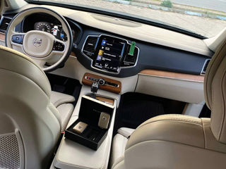 Volvo XC90 foto 10