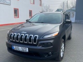 Jeep Cherokee foto 2