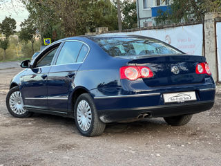 Volkswagen Passat foto 4