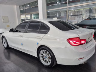 BMW 3 Series foto 3