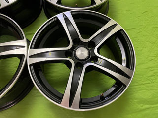 5x112 R16 6,5J ET42 Audi Vw Scoda foto 2