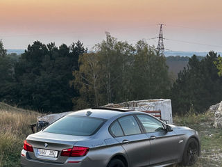 BMW 5 Series foto 10