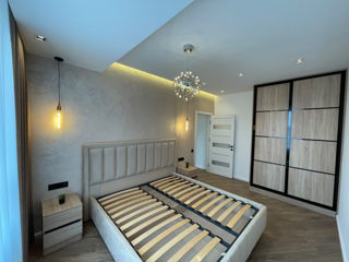 Dormitor Eby 160x200 см. Disponibil în 10 rate fixe sub 0% foto 10