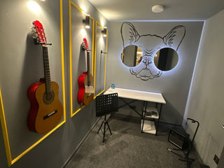 Studio muzical - Tobe, Voce, Pian, Chitară, Dans foto 2