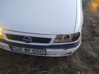 Opel Astra foto 2