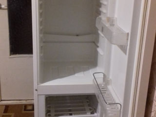 Продам холодильник ,требующий ремонта.
