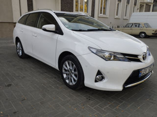 Toyota Auris foto 6