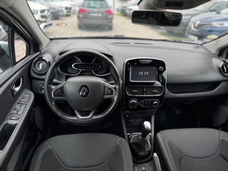 Renault Clio foto 8