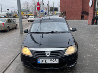 Dacia Logan foto 2