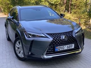 Lexus UX foto 3