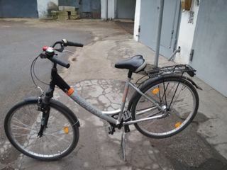 Vînd bicicletă