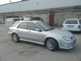 Subaru Impreza foto 6