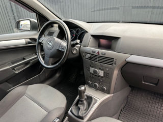 Opel Astra foto 12