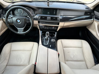 BMW 5 Series foto 9