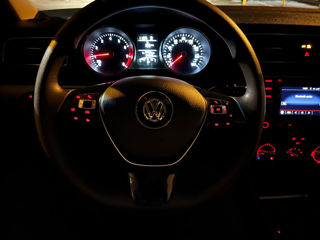 Volkswagen Jetta foto 6