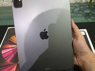 iPad Pro 11 256Gb LTE/4G + iPad Smart Folio foto 5