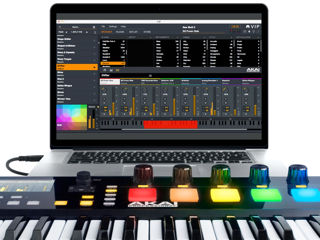Akai Advance 49 (made in Taiwan). Yamaha MoDX 6+ (Montage) foto 0