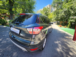 Ford Kuga foto 4