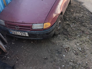 Opel Astra foto 2