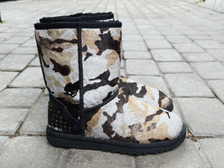 UGG Rowland Boots. Размер 37. Оригинал. В отличном состоянии. foto 5