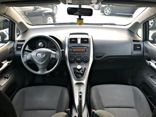 Toyota Auris foto 6