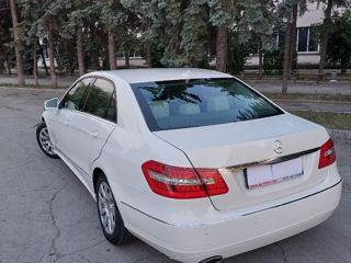 Mercedes E-Class foto 3