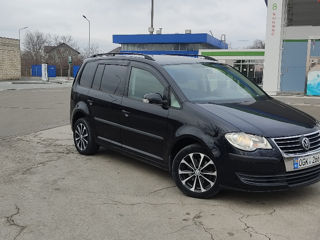 Volkswagen Touran foto 7