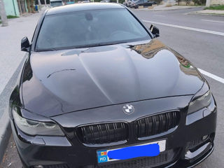 BMW 5 Series foto 4