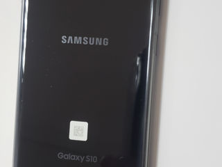 Samsung Galaxy S10 G973 128/8Gb отличное состояние с гарантией foto 3