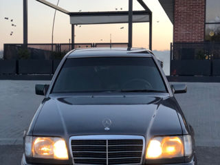 Mercedes Series (W124) foto 6