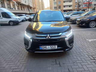 Mitsubishi Outlander foto 5