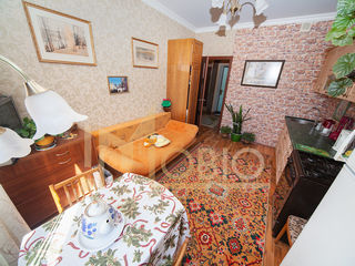 Spre vânzare apartament cu 1 camera + living , or.Codru str. Sf. Nicolae! foto 6