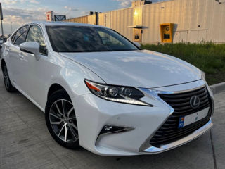 Lexus ES Series