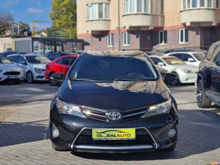 Toyota Auris foto 2