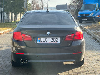 BMW 5 Series foto 5