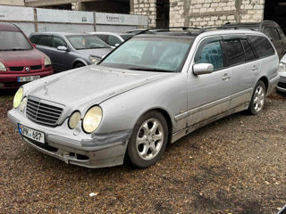 Mercedes E-Class foto 3