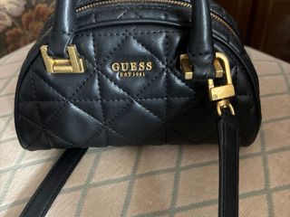 Сумка Guess