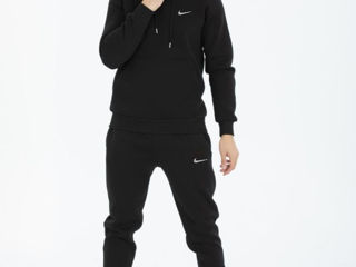 Спортивный костюм Nike на флисе
