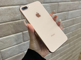 iPhone 8 Plus foto 1