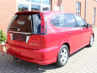 Honda Stream foto 2