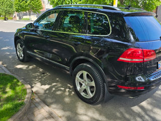 Volkswagen Touareg foto 4