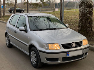 Volkswagen Polo foto 1