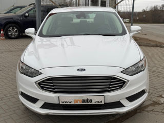 Ford Fusion foto 3