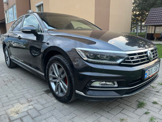 Volkswagen Passat foto 1